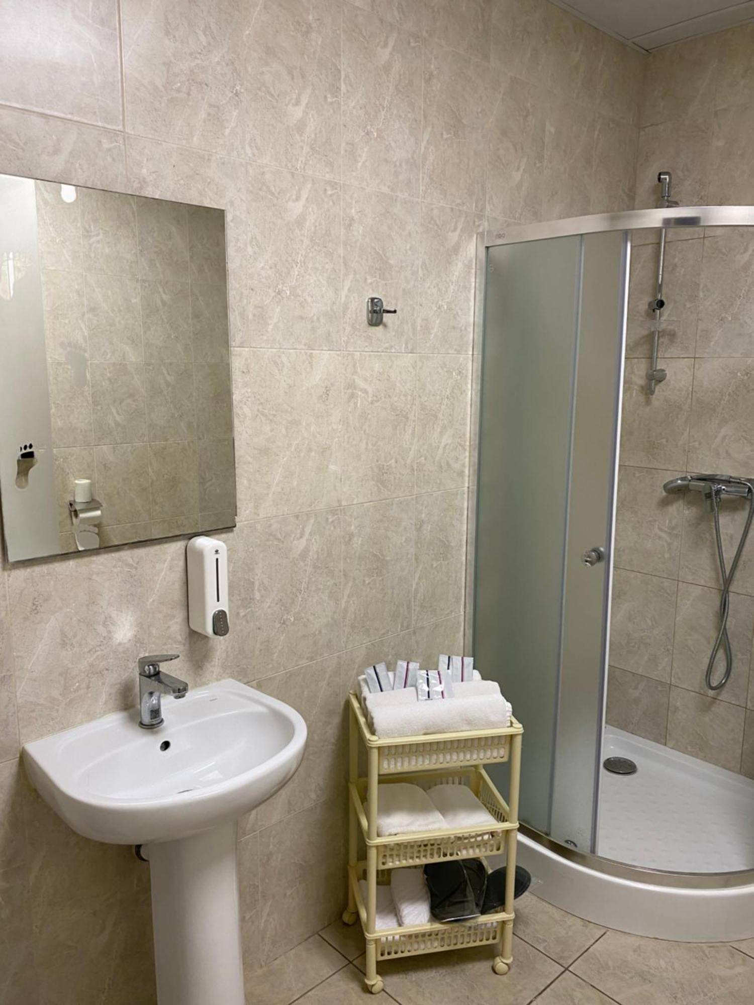 Hotel Obolon-Arena Kiev Dış mekan fotoğraf